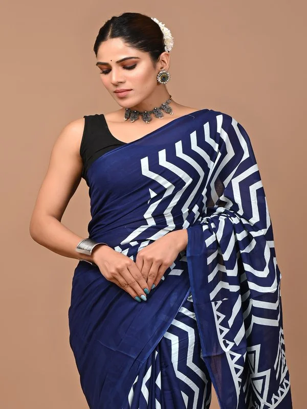 Printed Pure Cotton Mulmul Saree With Blouse